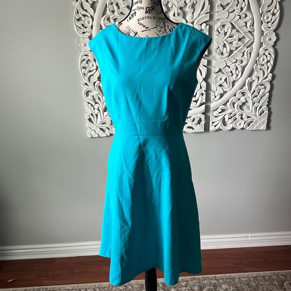Calvin Klein Summer Dress size 4 - Picture 2 of 4